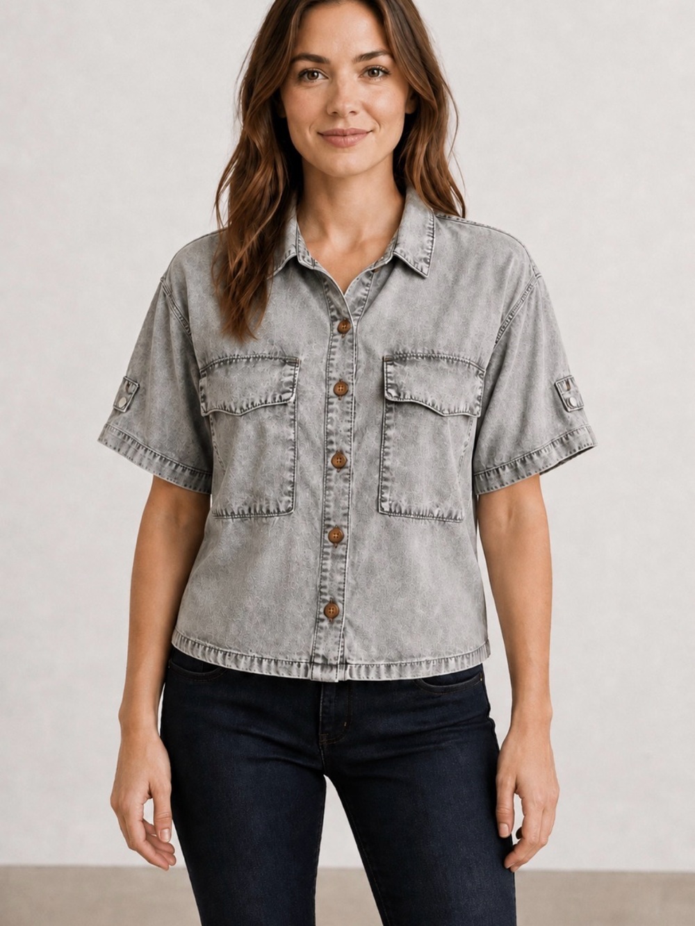 Jane and Delancey Washed Gray Short-Sleeve Button-Down Shirt